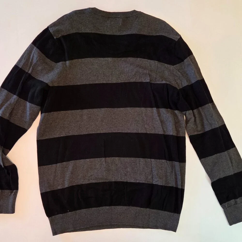 Old Navy Men’s Rugby Black/Dark Gray Stripe V-Neck Sweater, XL
